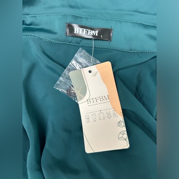 NWT Green Satin Silk Long Sleeve V-Neck Ruched Midi Shirt Dress Size L Large​ - Picture 10 of 10